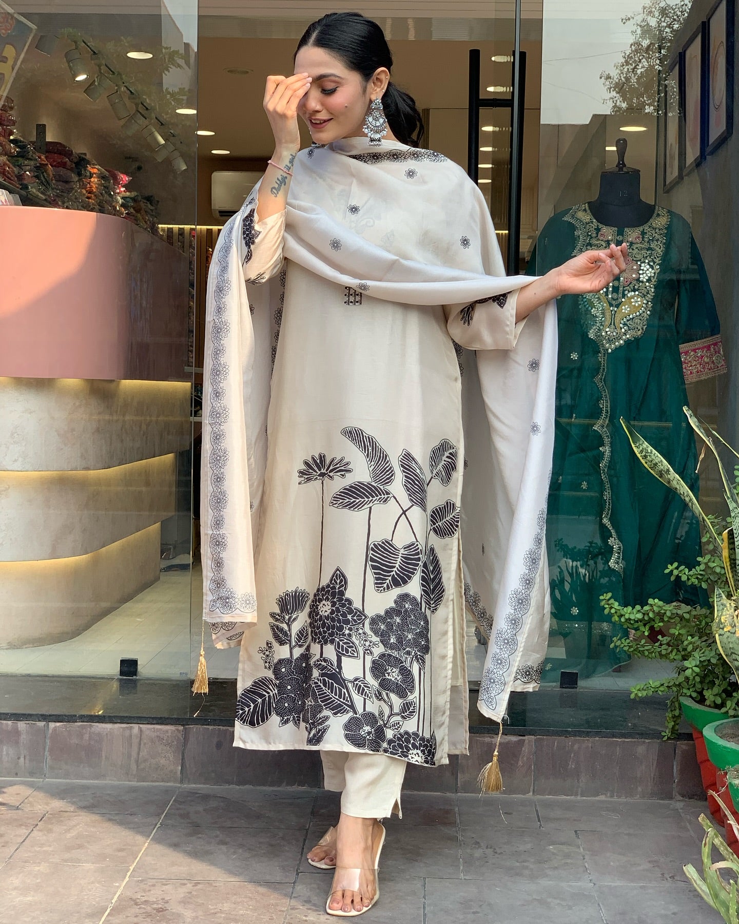 Elegant Off-White Floral Printed Silk Kurta Set with Embroidered Dupatta